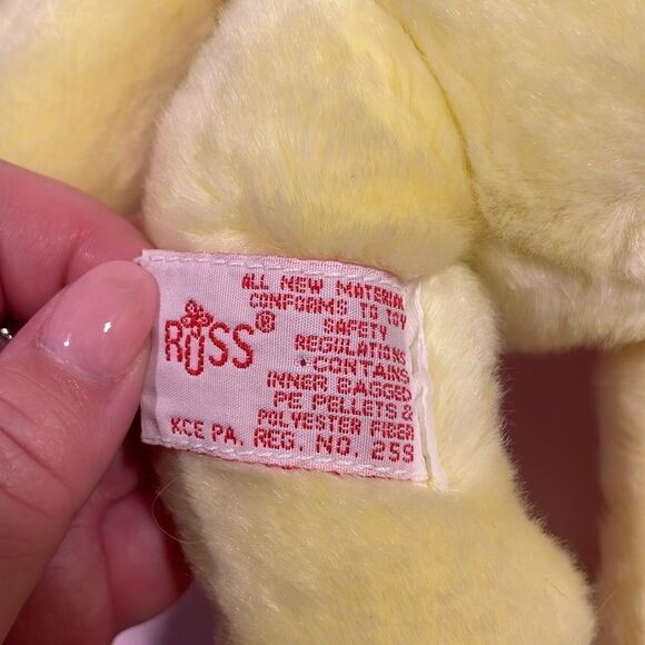 Russ Berrie Bear Yellow Teddy Bear Scorpio Horoscope Bear 10.5” long Good Used… - Picture 8 of 8